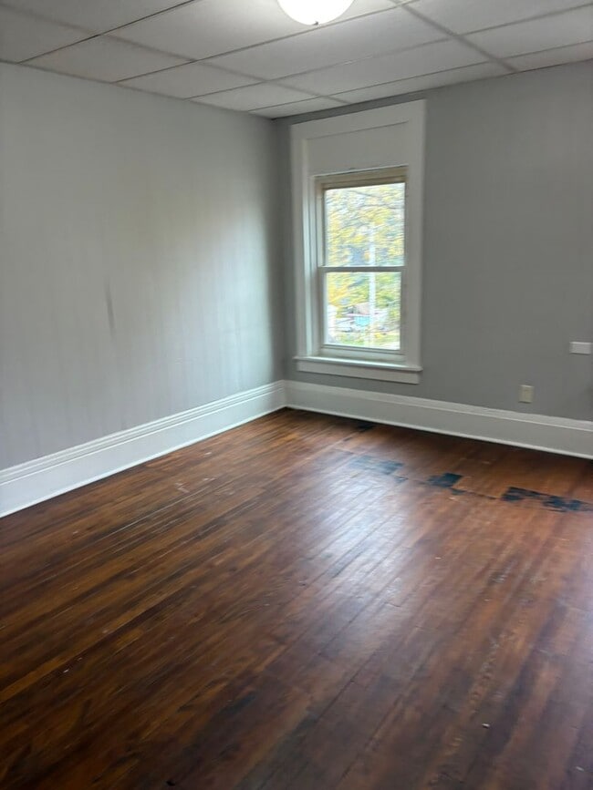 Building Photo - 225 Allen St Unit 225 Allen St - Apt 4