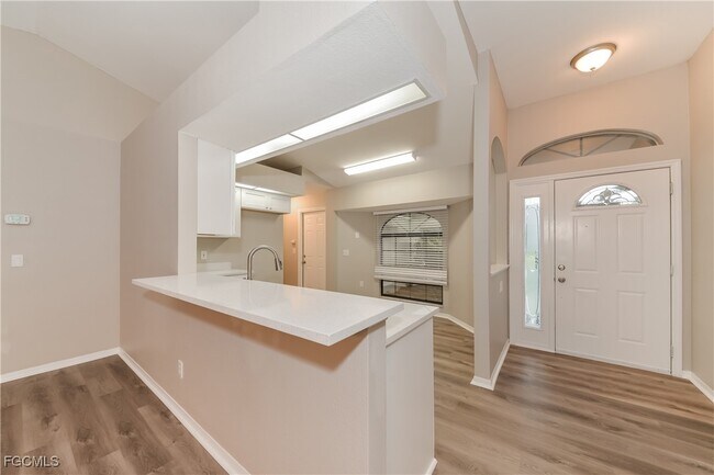 Photo - 3767 Acorn St