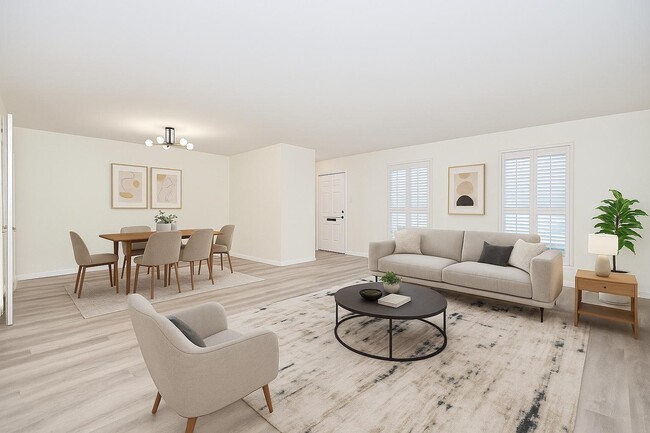 Building Photo - 10378 Briar Forest Dr Unit 32/5