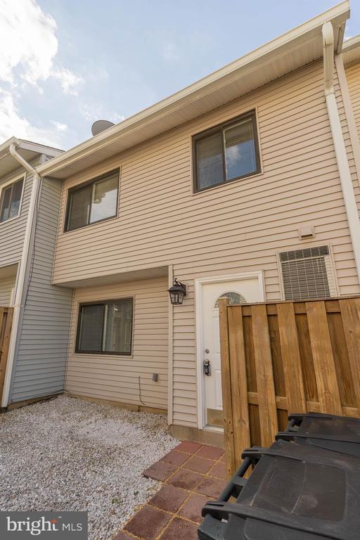 Photo - 8708 Village Square Dr