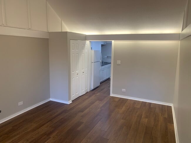 Building Photo - 130 Fairway Ave Unit 122