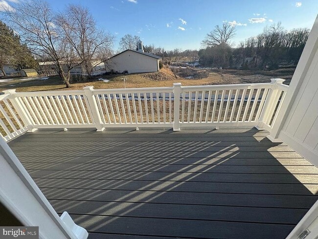 Photo - 1734 Water Xing Rd