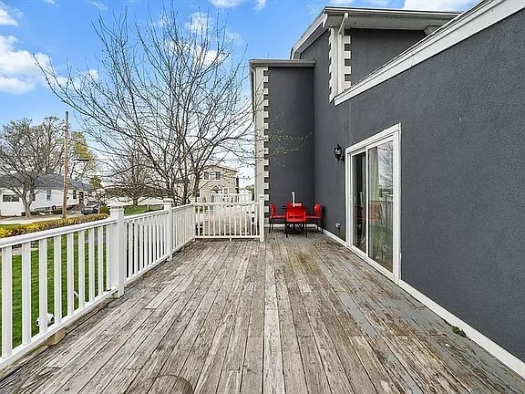 Photo - 15 Ancona Rd