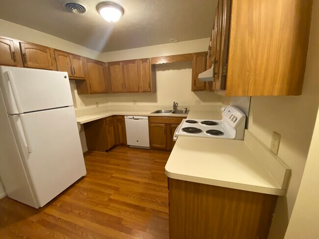 Photo - 2640 Valley Ave Unidad All Utilities Included