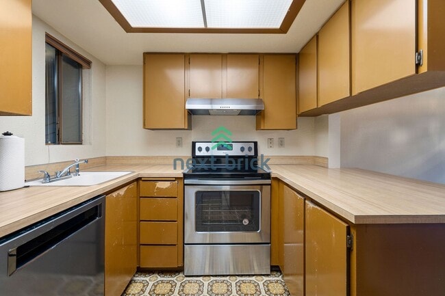 Photo - 2 BED & 2 BATH CONDO FOR RENT Unit D301