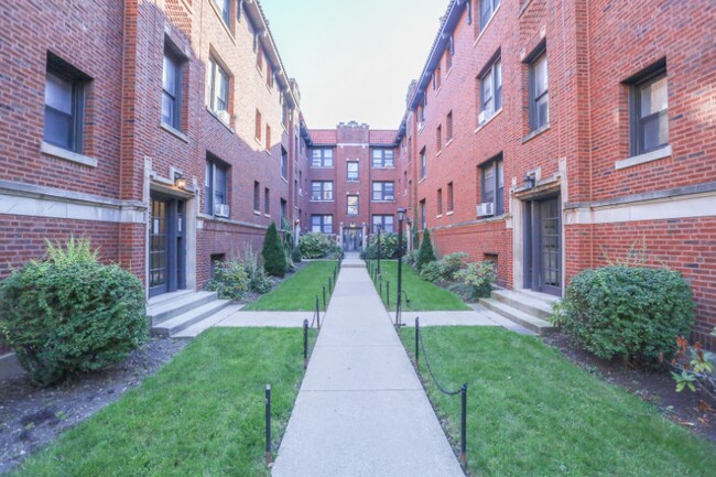 Photo - 2625 N Spaulding Ave Unit 3