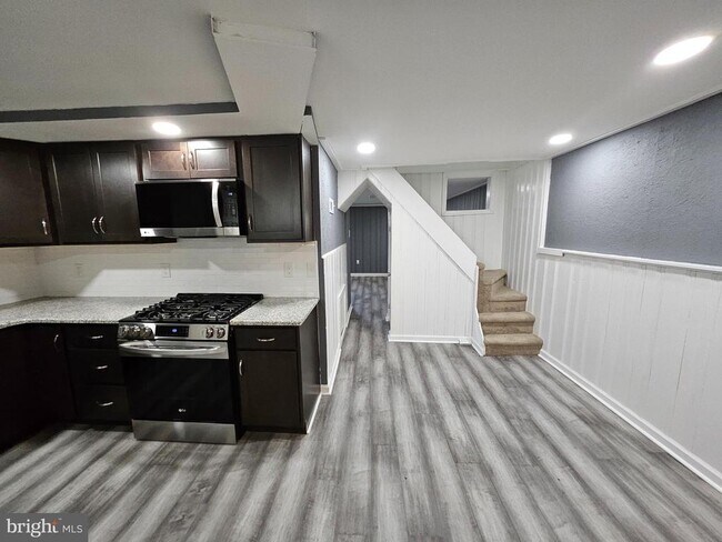 Photo - 1032 Orange Ave