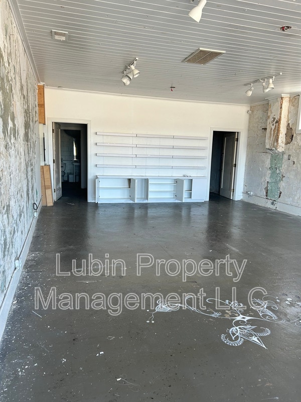 Photo - 2613 Broad Ave