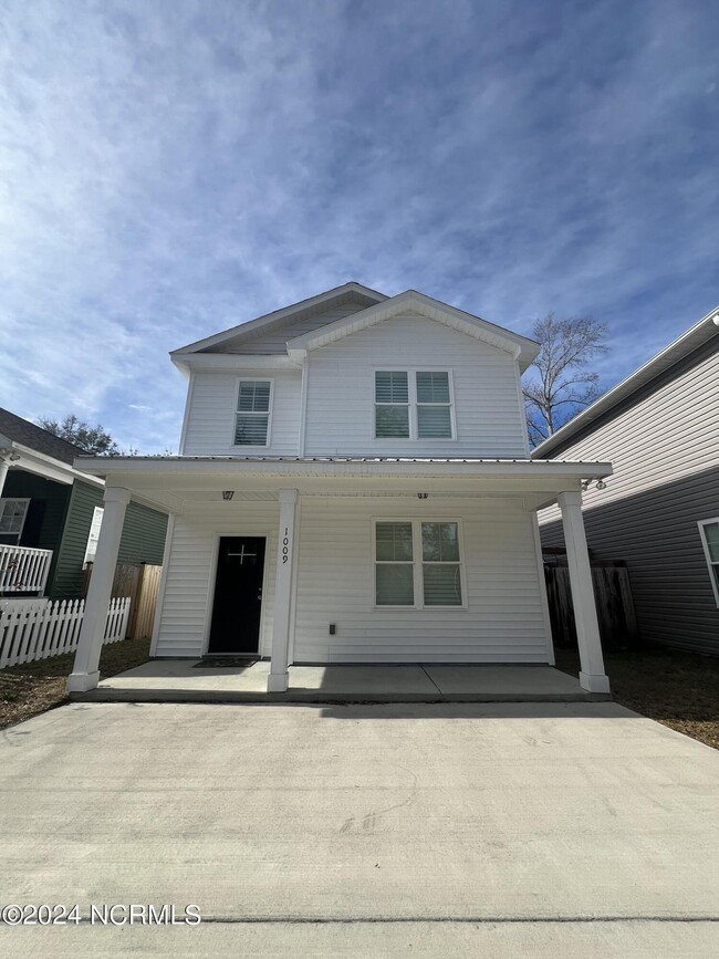 Photo - 1009 N 11th St Casa