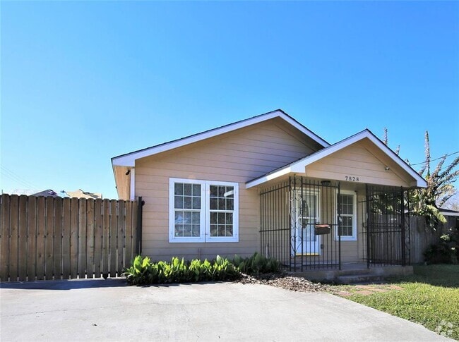 Building Photo - 7828 Scott St Rental