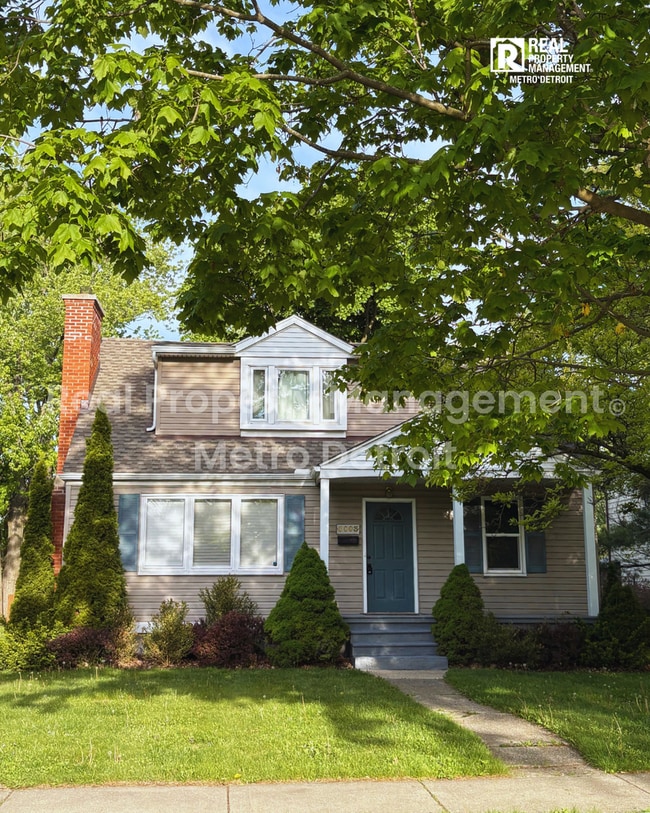 Building Photo - SPRING INTO YOUR NEW HOME