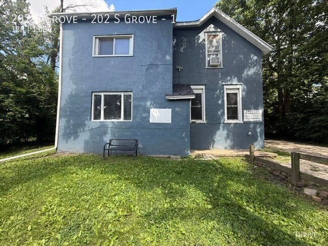 Building Photo - 202 S Grove St Unit 1