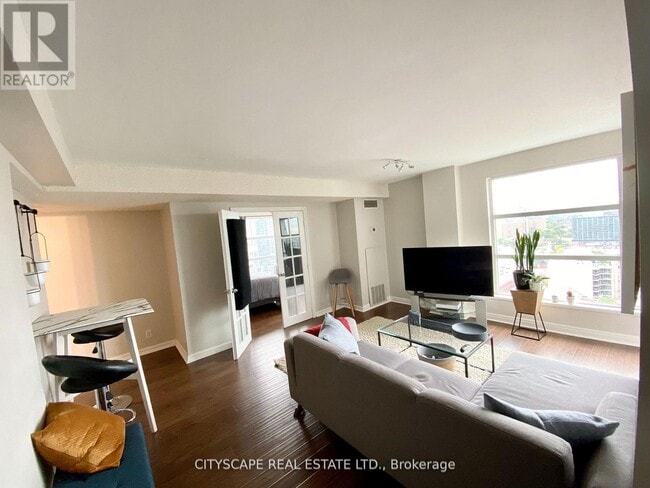 Photo - 50 Lombard St Unit 2501