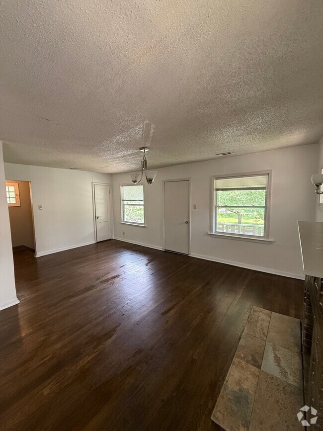 Building Photo - 5121 Paseo Blvd Unit 5121  2 Rental