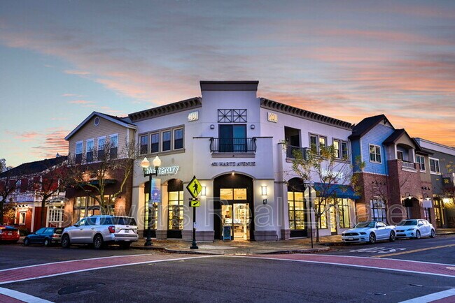 Photo - 111 W Prospect Ave Unit 205