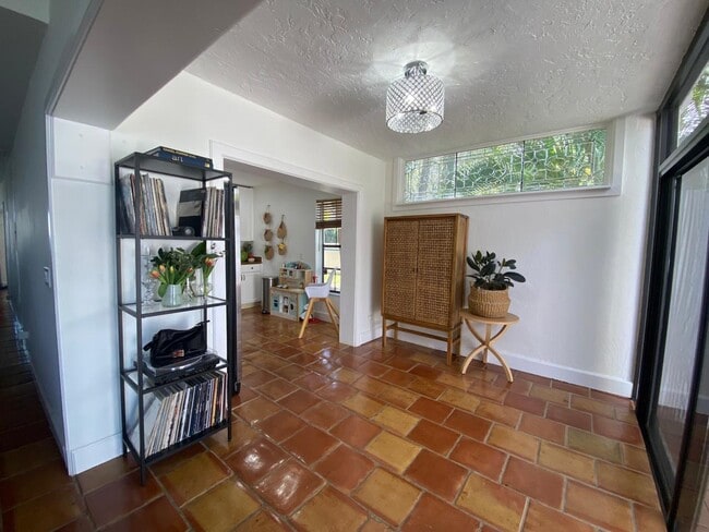 Photo - 20908 Leeward Ct