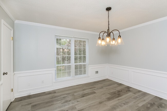 Photo - 158 Stone Mill Dr