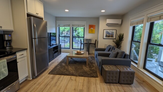 Sala de estar - 3675 SE 13th Ave Unidad B