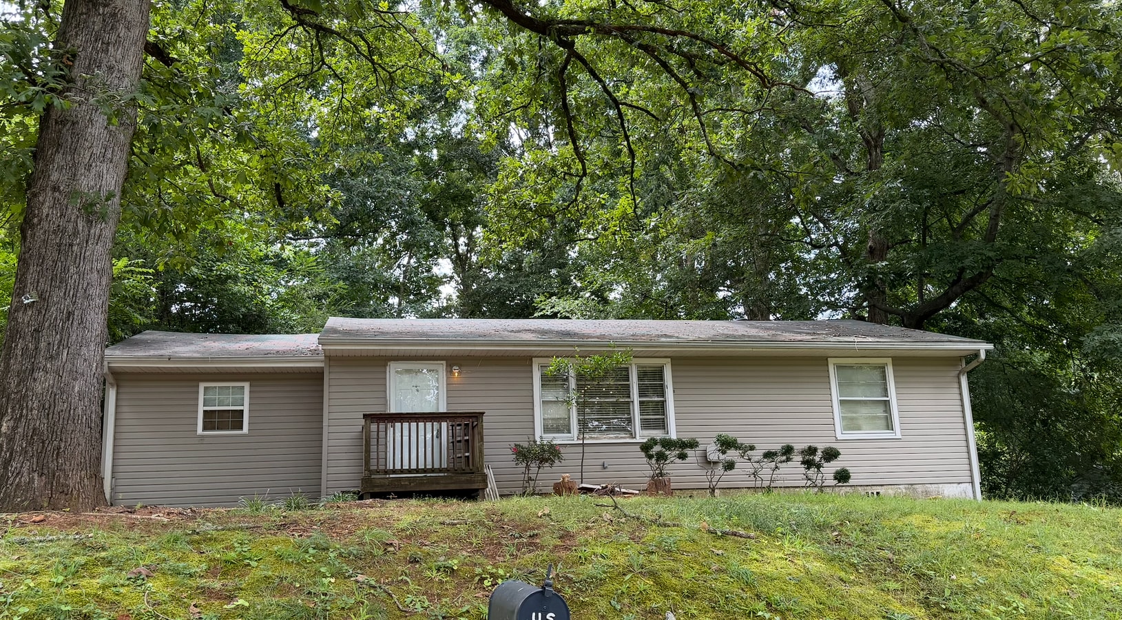 2 Bedroom 1 Bathroom - Florence, AL *Near Seven Points Shopping Center* - 2 Bedroom 1 Bathroom - Florence, AL *Near Seven Points Shopping Center*