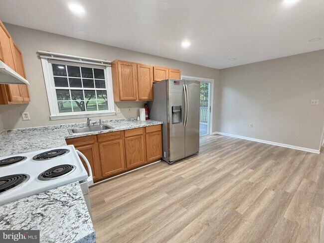 9549 Fingerboard Rd