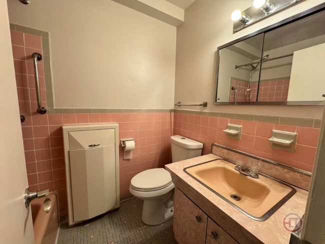 Photo - 5626 Sylvan Ave