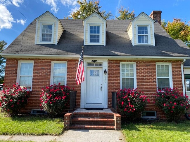 Photo - 129 Garber Ln