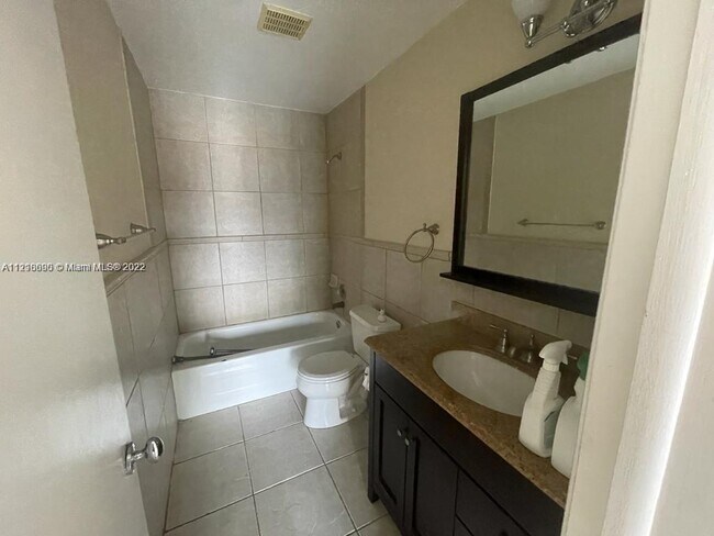 Photo - 2800 S University Dr