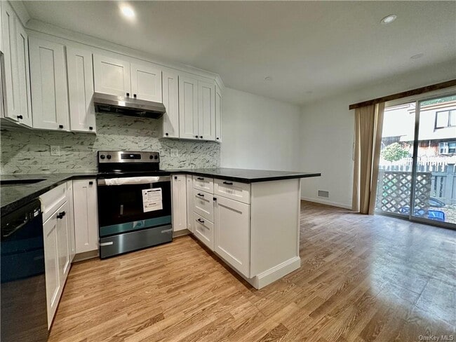 Photo - 1 Heritage Dr Unit G