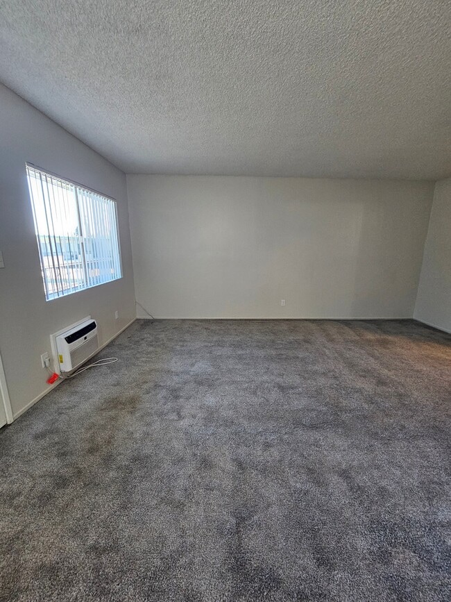 Photo - 1135 W I St Unit 38