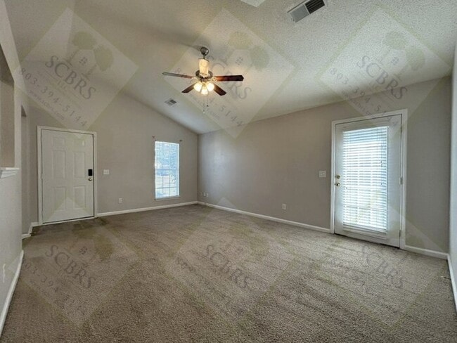 Photo - 352 White Gables Dr