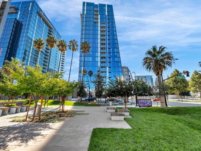 Building Photo - 188 W St James St Unit 1601 Rental