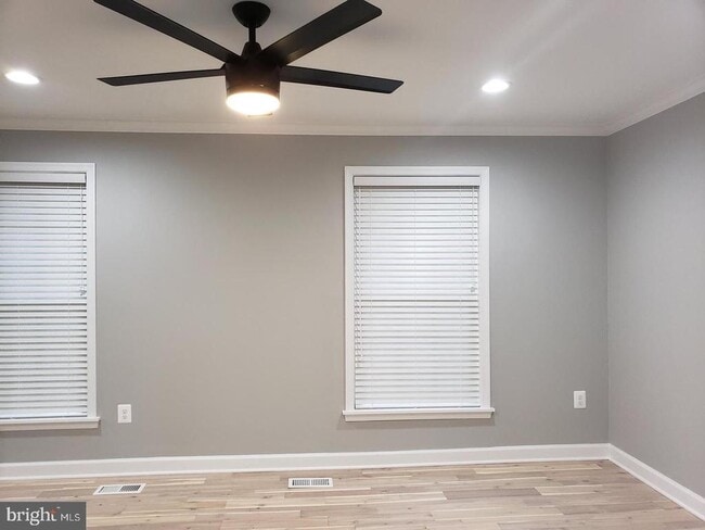 Photo - 2510 S Walter Reed Dr