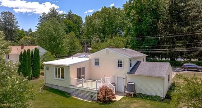 Photo - 49 Stannard Ave