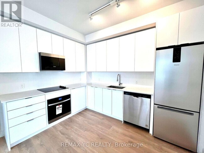 Photo - 2920 Hwy 7 Unité 1105