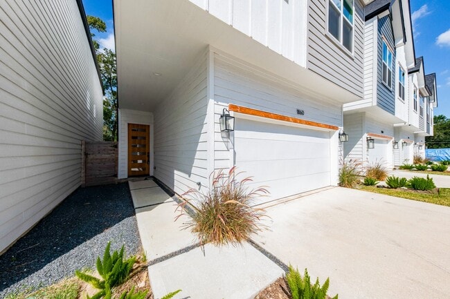 Photo - 1860 W Tidwell Rd