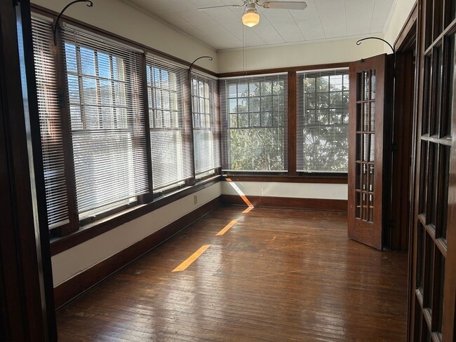 Photo - col218 Unit A