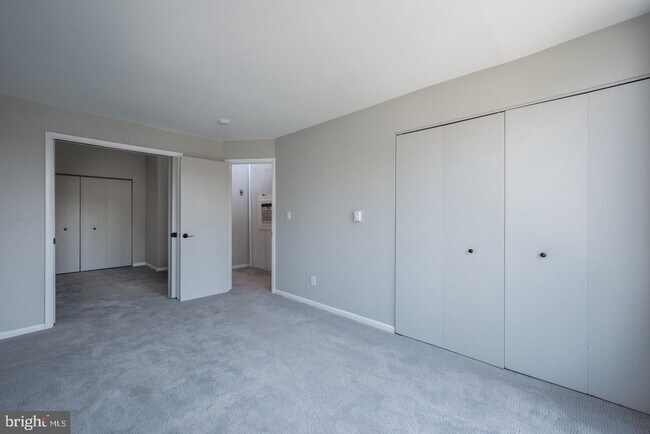 Photo - 123 E Baker St