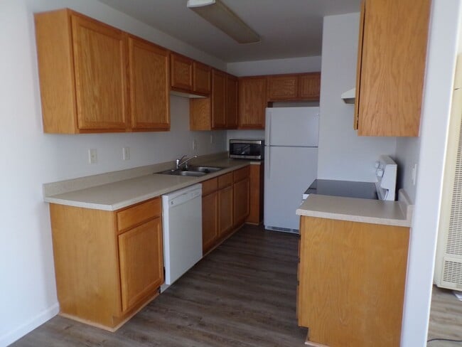 Photo - 285 Dalton St