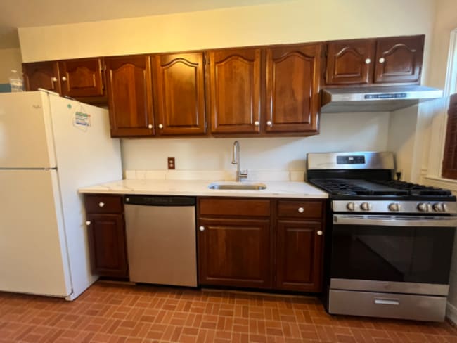 Photo - 143 Stanmore Rd