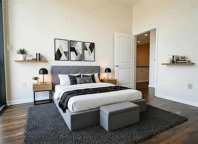 Photo - 3040 Peachtree Rd