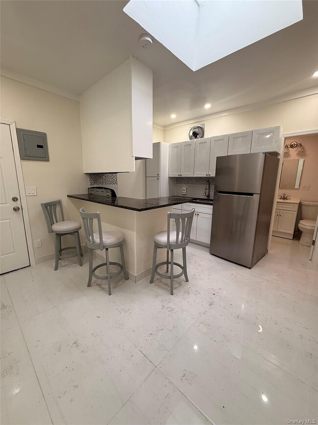 Photo - 145-09 Rockaway Blvd