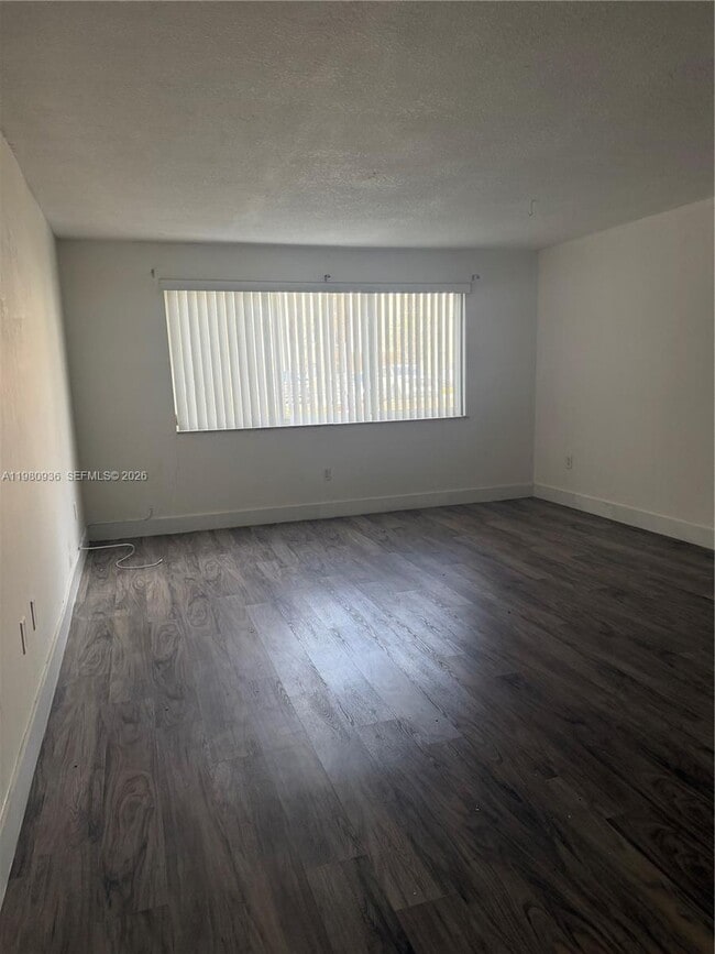 Photo - 6930 Miami Gardens Dr Unit 1-109