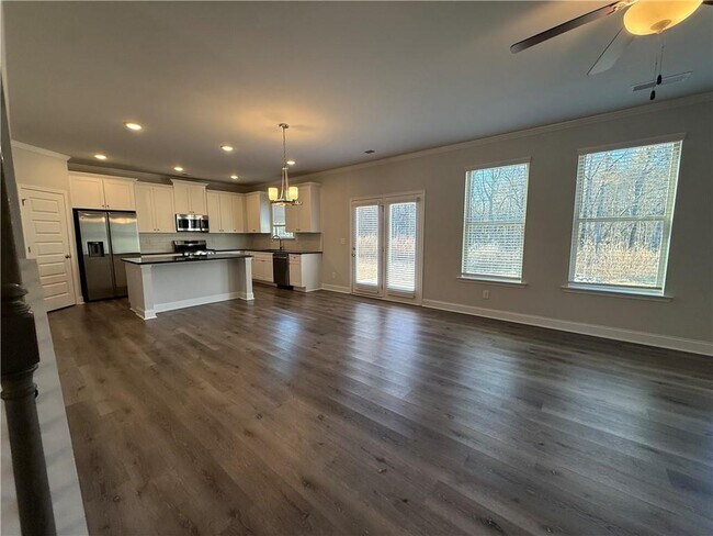 Photo - 345 Hellen Vly Dr