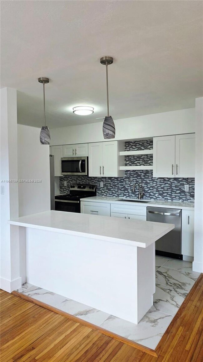 Photo - 2440 SW 64th Ave