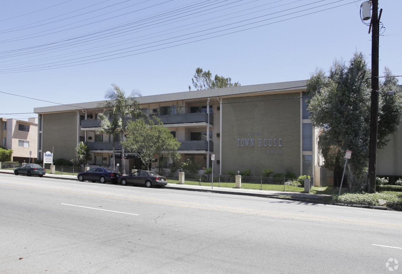 Photo - 5020 Coldwater Canyon Ave