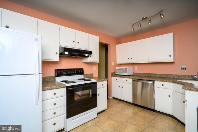 Photo - 218 Mansion House Dr Unit 101A