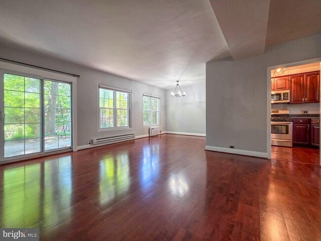 Photo - 3710 Gunston Rd