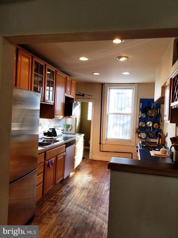 Photo - 1377 F St NE