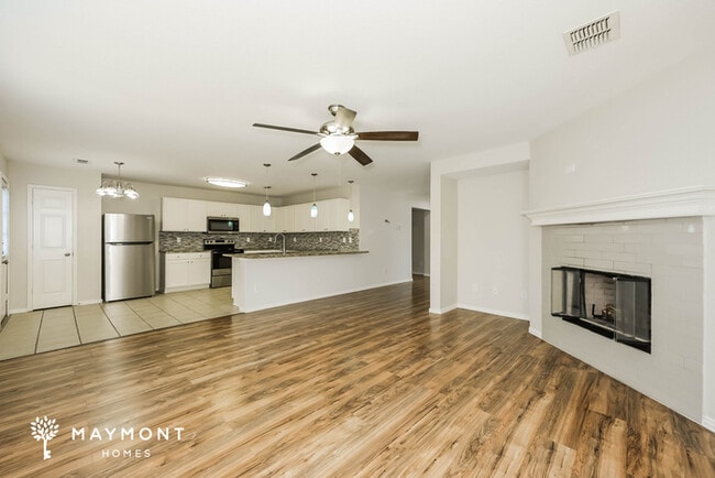 Photo - 7520 Rock Garden Trail