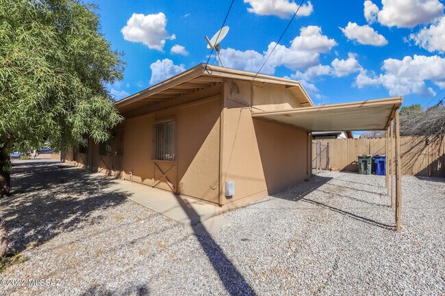 Photo - 3004 N Sparkman Blvd